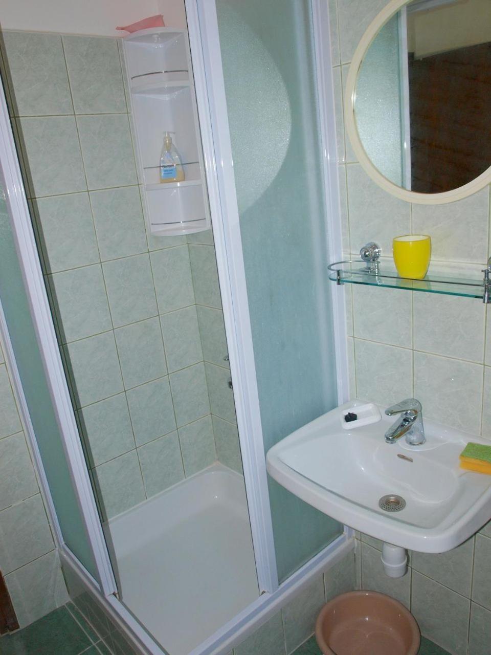 Apartments Mirja - 100M From The Beach & Parking トロギール エクステリア 写真