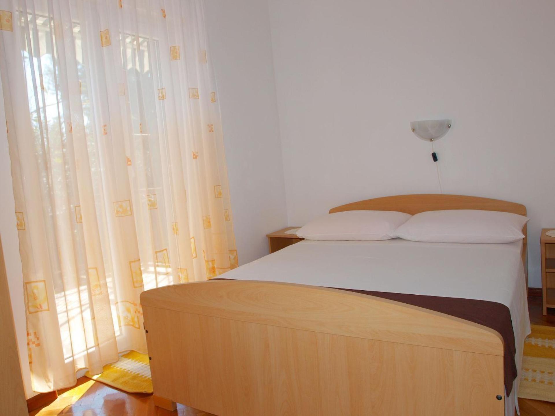 Apartments Mirja - 100M From The Beach & Parking トロギール エクステリア 写真
